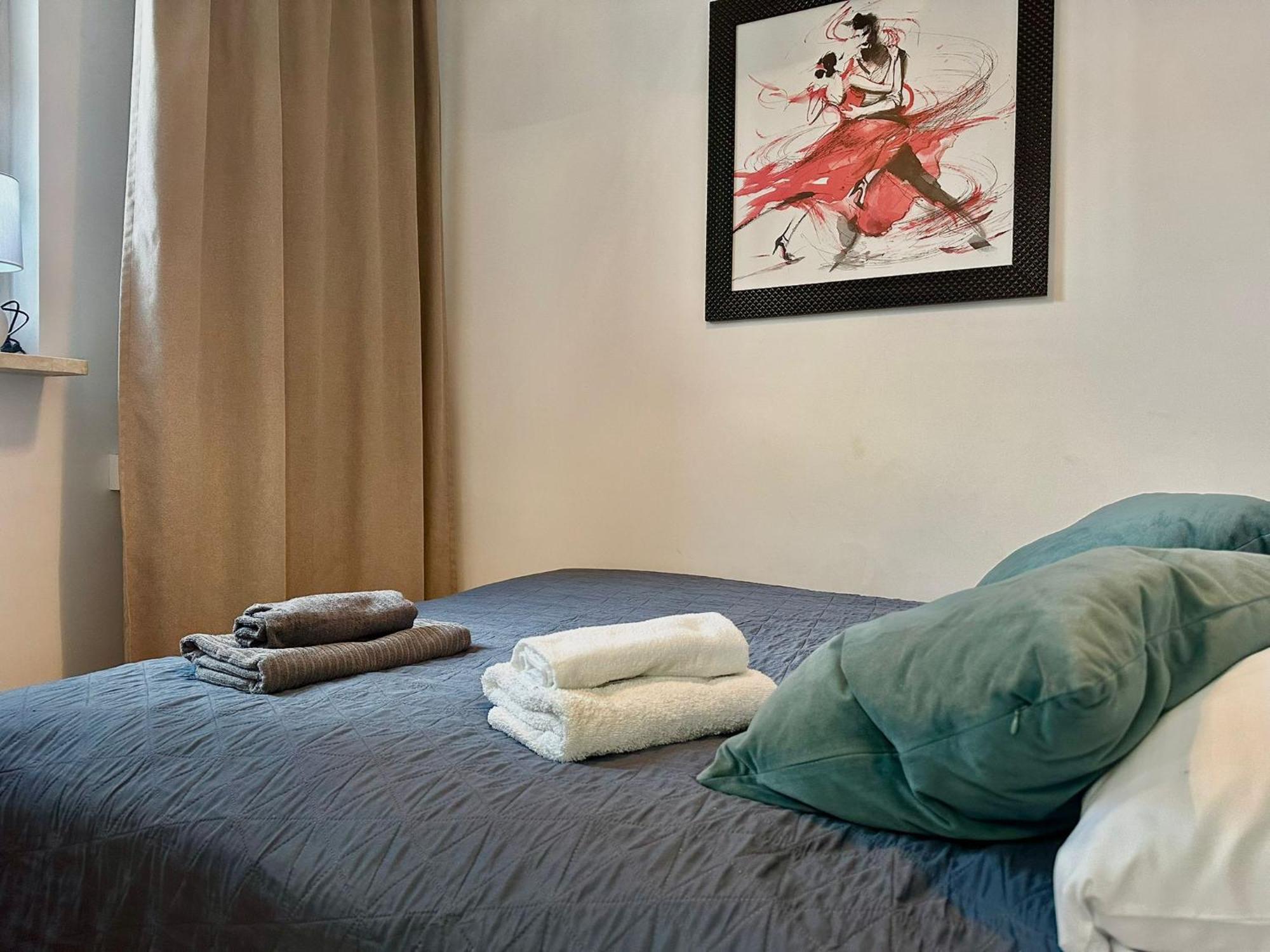 Chmielna 106 - Free Parking - Duzy Balkon Daire Varşova Dış mekan fotoğraf