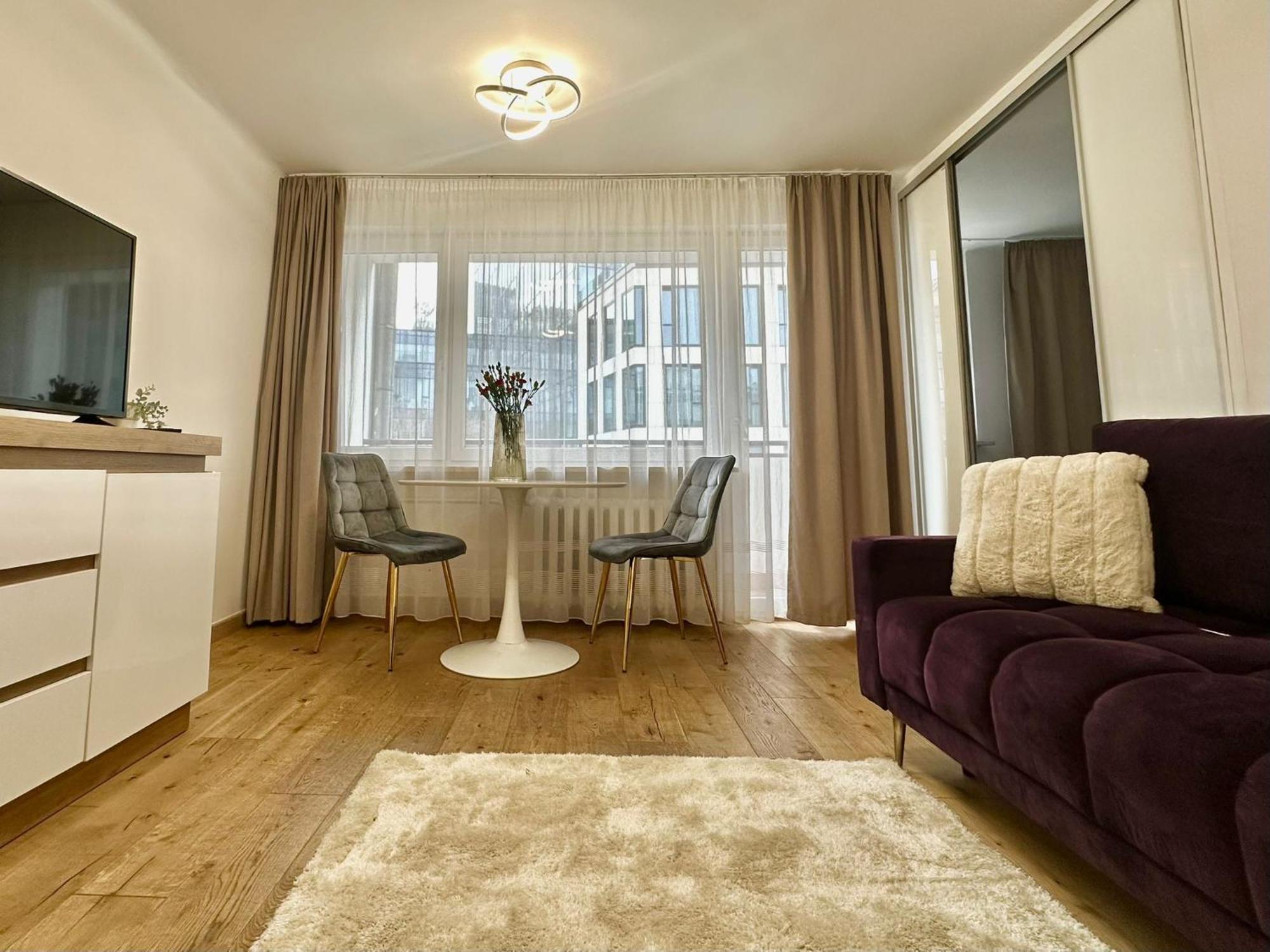 Chmielna 106 - Free Parking - Duzy Balkon Daire Varşova Dış mekan fotoğraf